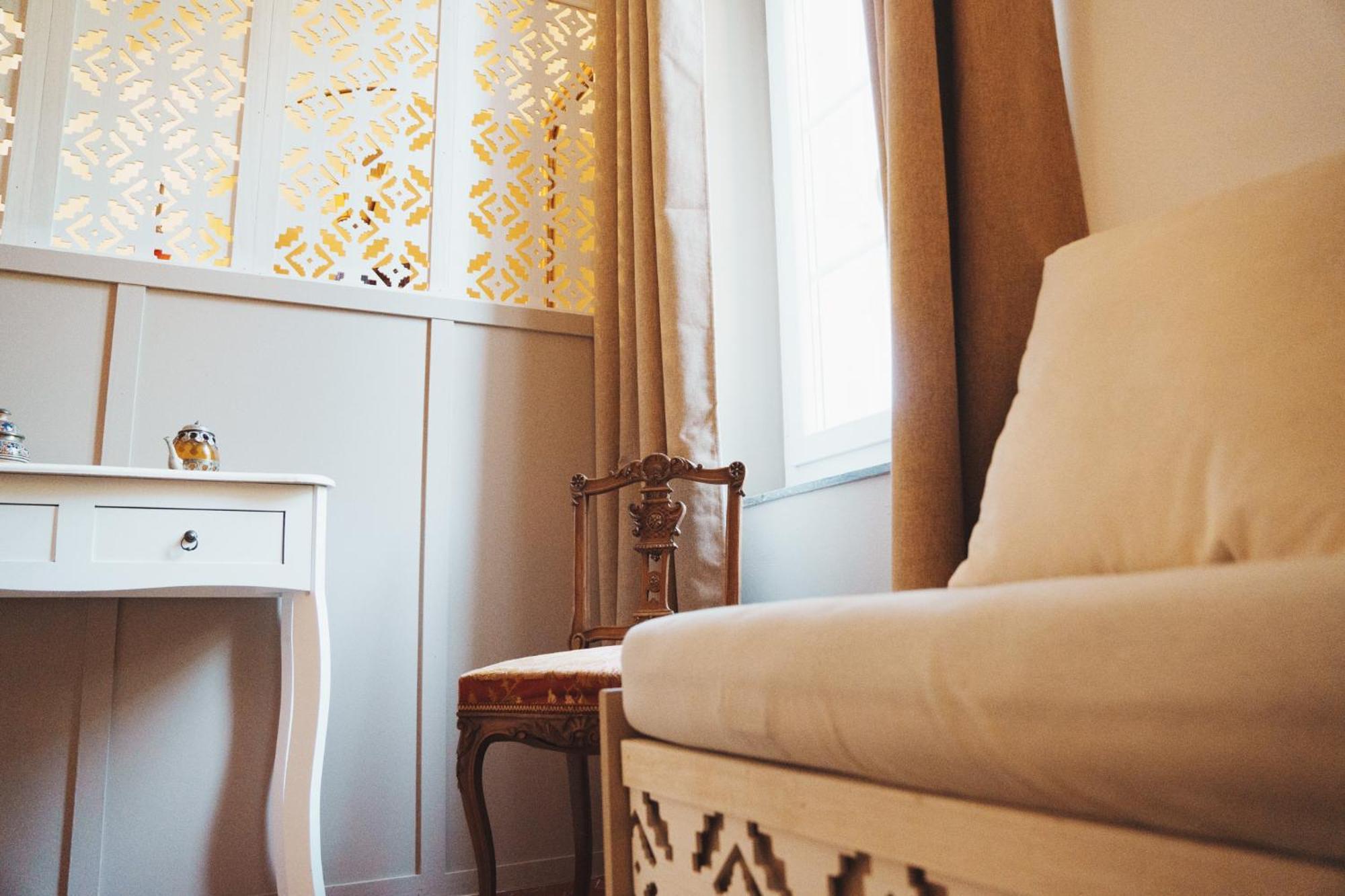 Maison D'Hotes De Charme "La Belle Dame Sans Regrets" Talairan Dış mekan fotoğraf